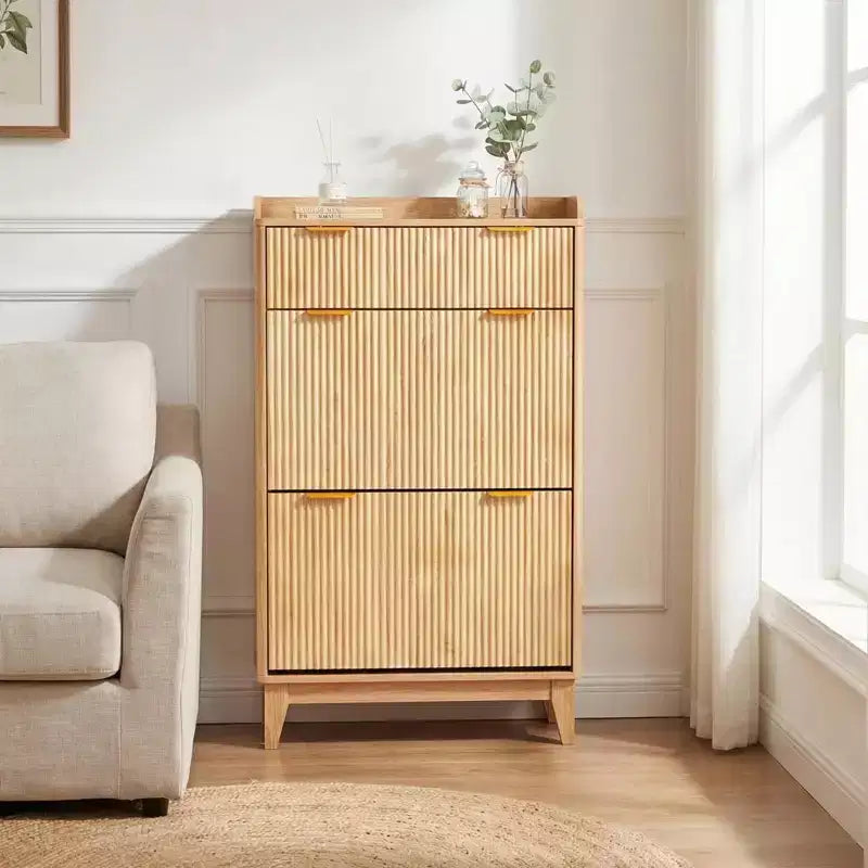 Meuble à chaussures étroit en bois cannelé