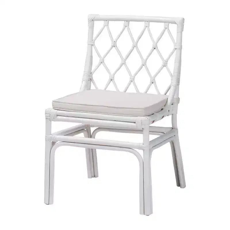 Chaise de salle à manger en rotin blanc