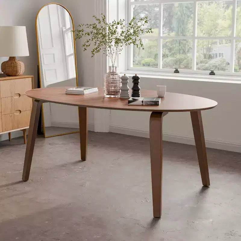 Table à manger ovale en noyer, style Mid-Century Modern