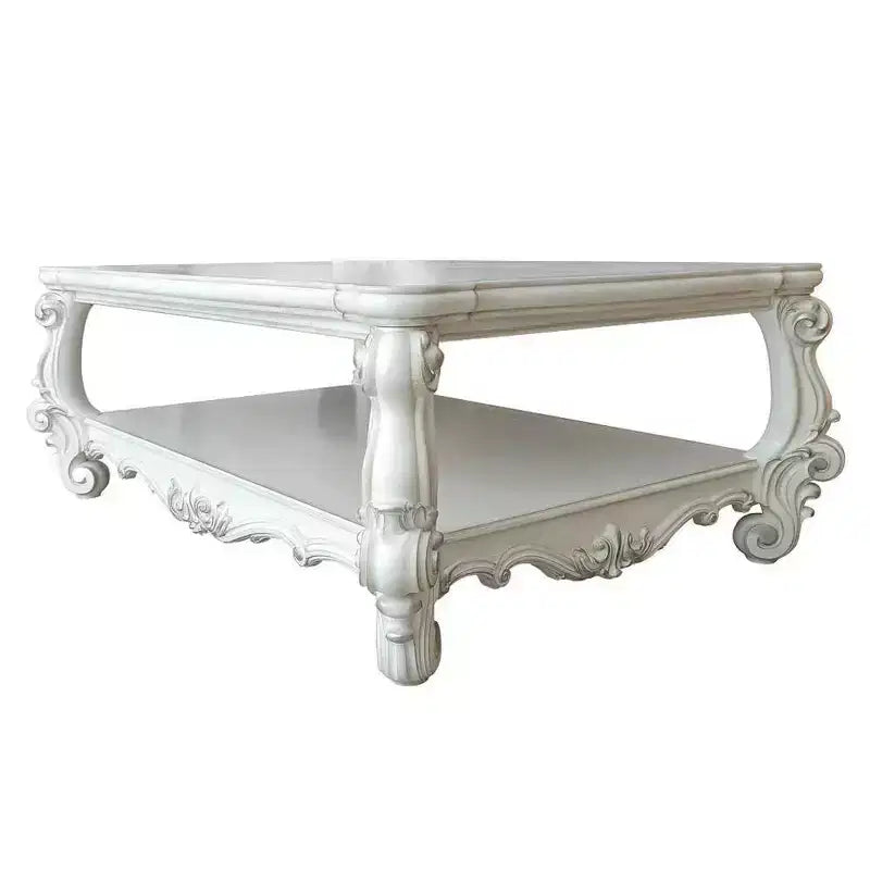 Table basse blanche