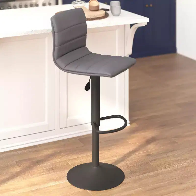 Tabouret de bar moderne en velours capitonné, réglable en hauteur, avec dossier mi-haut et repose-pieds.