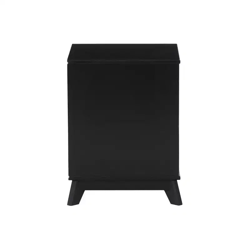 Lit plateforme simple et table de chevet